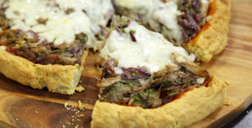 Kiş Tabanlı Tavuklu Pizza